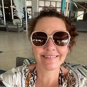 Meet your Posher, Kristin